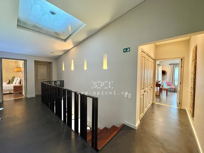 Casa de 7 alcobas en venta en Provenza, Medellín, 466 m² · foto 9 de 24