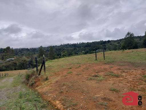 Lote en venta en San Isidro, Guarne, 2900 m² · foto 2 de 10