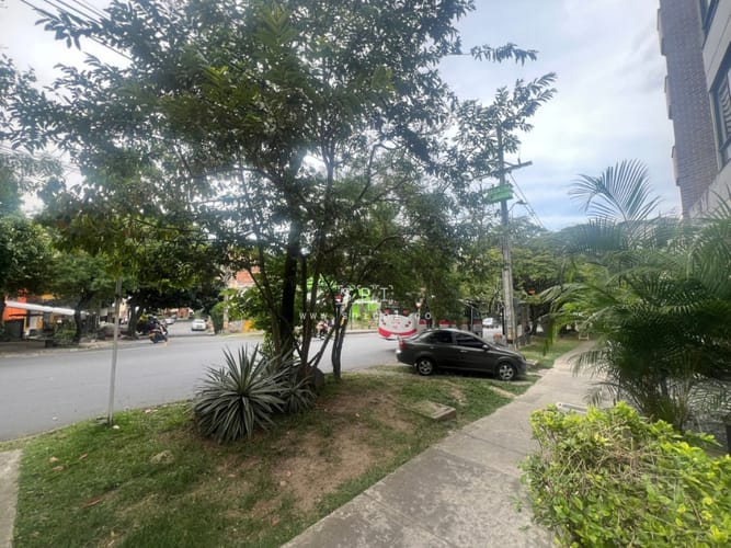 Local en venta en La Almeria, Medellín, 18 m² · foto 11 de 12