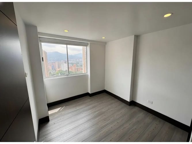 Apartamento de 2 alcobas en arriendo en Loma De San Jose, Sabaneta, 80 m² · foto 6 de 18