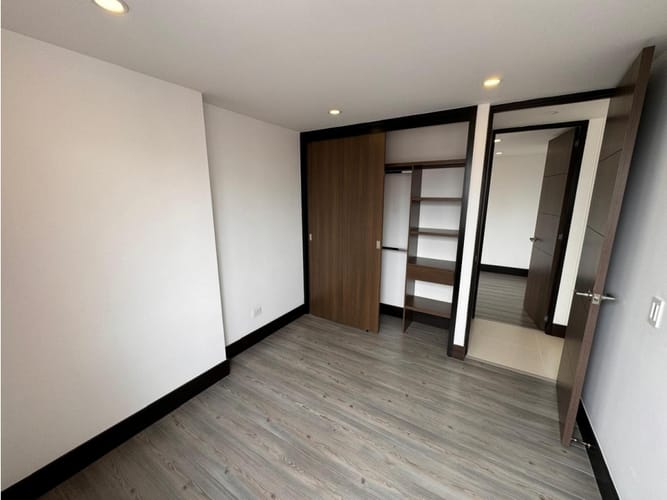 Apartamento de 2 alcobas en arriendo en Loma De San Jose, Sabaneta, 80 m² · foto 11 de 18