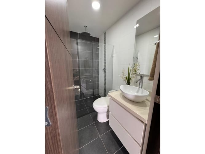Apartamento de 2 alcobas en arriendo en Loma De San Jose, Sabaneta, 80 m² · foto 14 de 18