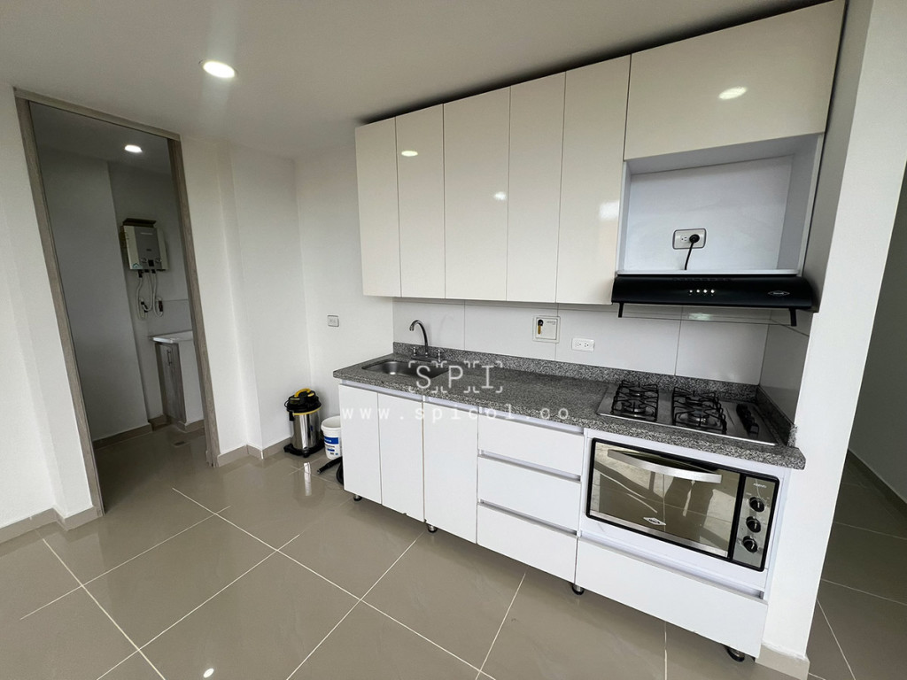 Apartamento en venta en La Almeria, Medellín · foto 3 de 14