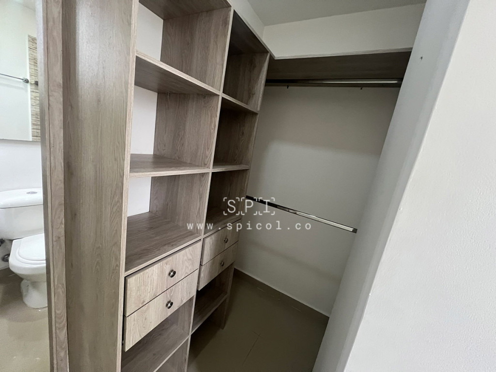 Apartamento en venta en La Almeria, Medellín · foto 8 de 14