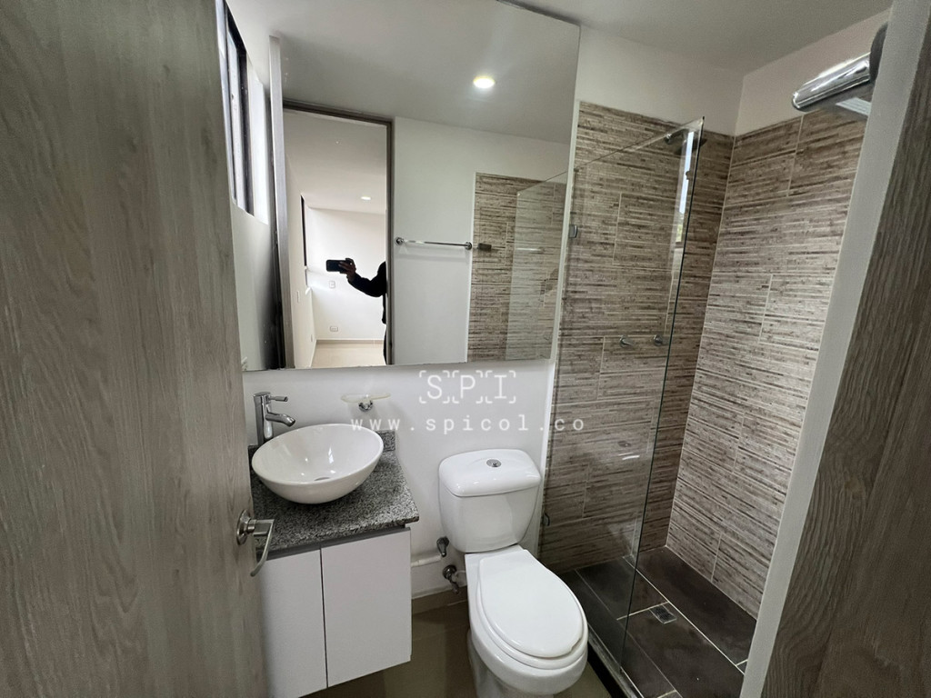 Apartamento en venta en La Almeria, Medellín · foto 9 de 14