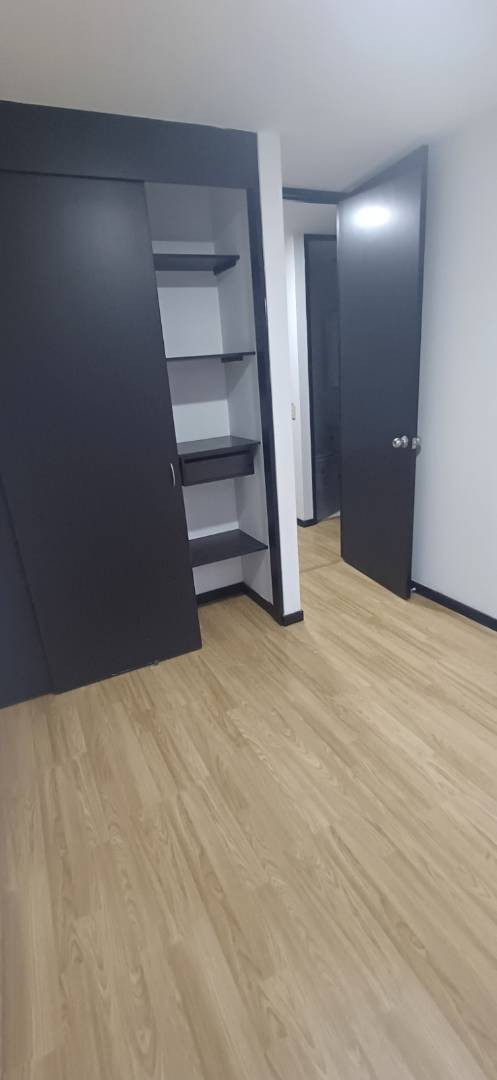 Apartamento en arriendo en Ciudad Del Río, Medellín · foto 8 de 12