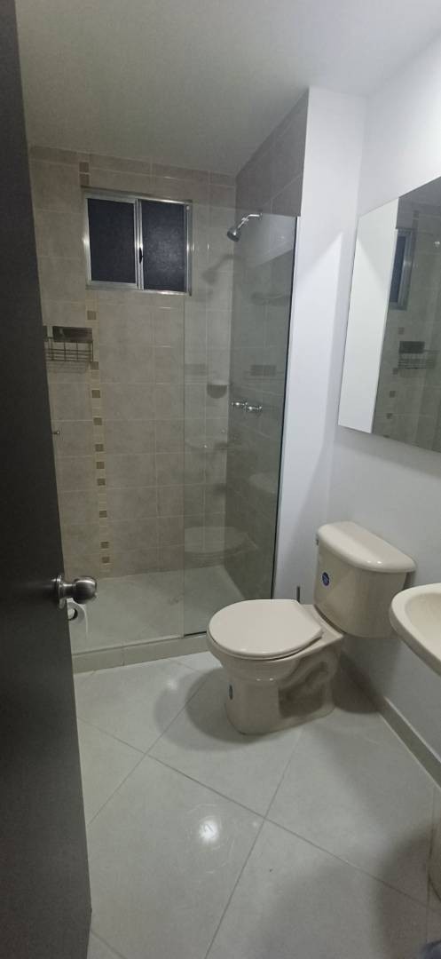 Apartamento en arriendo en Ciudad Del Río, Medellín · foto 9 de 12