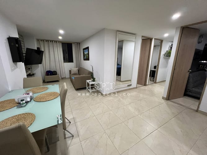 Apartamento de 3 alcobas en venta en San Javier No.2, Medellín, 78 m² · foto 5 de 19