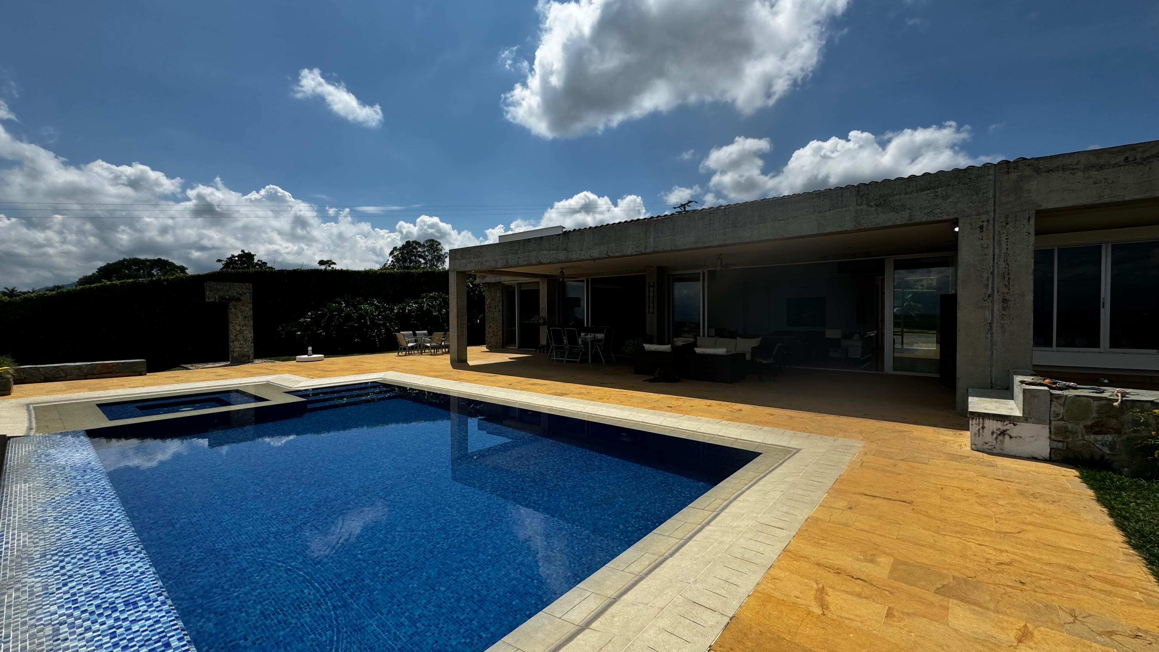 Casa en venta en Cerritos, Pereira · foto 2 de 15