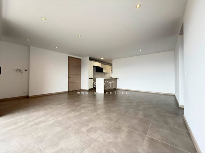 Apartamento en venta en Loma De Las Brujas, Envigado · foto 3 de 22