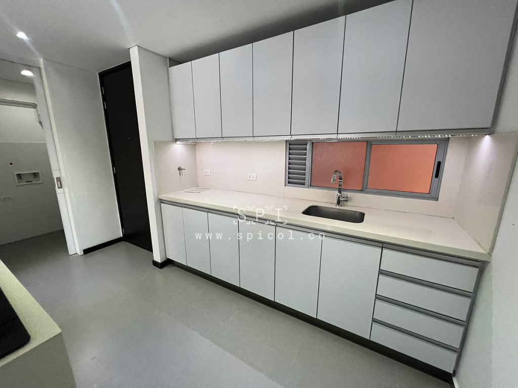 Apartamento en arriendo en Las Lomas No.1, Medellín · foto 5 de 20