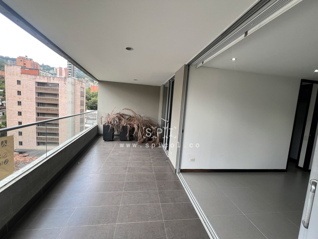 Apartamento en arriendo en Las Lomas No.1, Medellín · foto 10 de 20