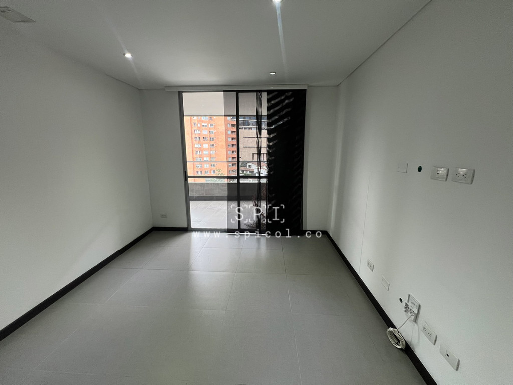 Apartamento en arriendo en Las Lomas No.1, Medellín · foto 12 de 20