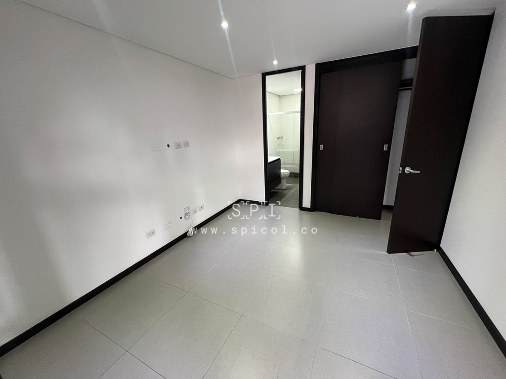 Apartamento en arriendo en Las Lomas No.1, Medellín · foto 14 de 20