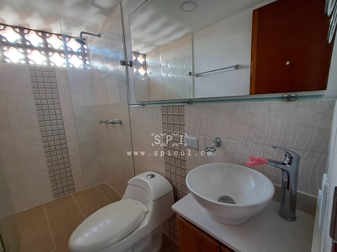 Apartamento de 2 alcobas en arriendo en Rionegro, 70 m² · foto 7 de 9