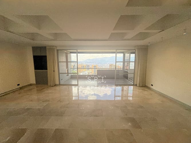 Apartamento de 3 alcobas en venta en La Calera, Medellín, 250 m² · foto 4 de 20
