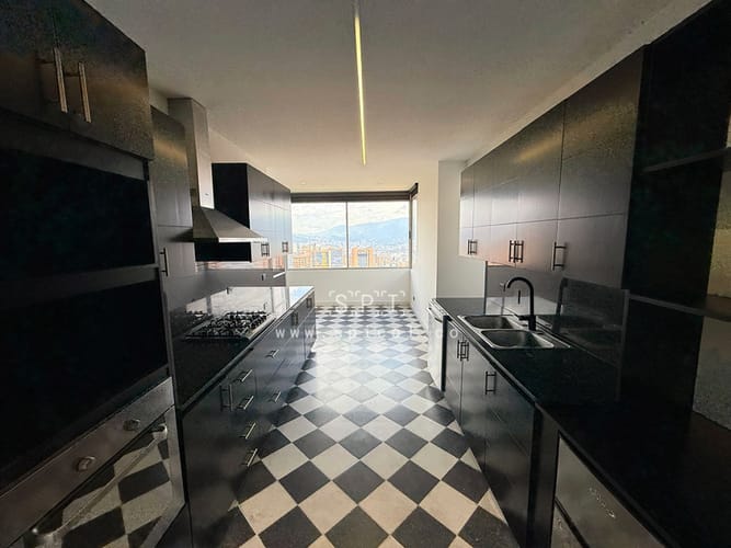 Apartamento de 3 alcobas en venta en La Calera, Medellín, 250 m² · foto 6 de 20