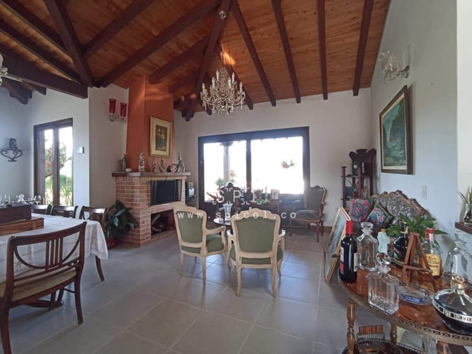 Casa de 2 alcobas en venta en Lomitas, La Ceja, 160 m² · foto 3 de 24