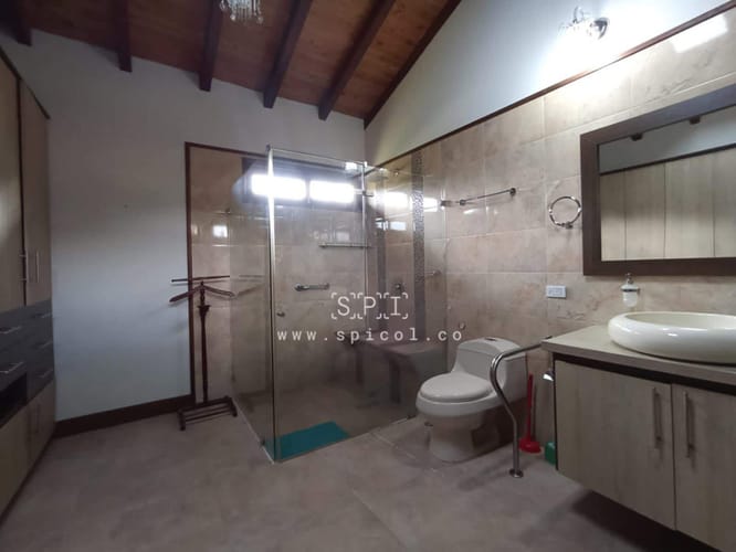 Casa de 2 alcobas en venta en Lomitas, La Ceja, 160 m² · foto 9 de 24