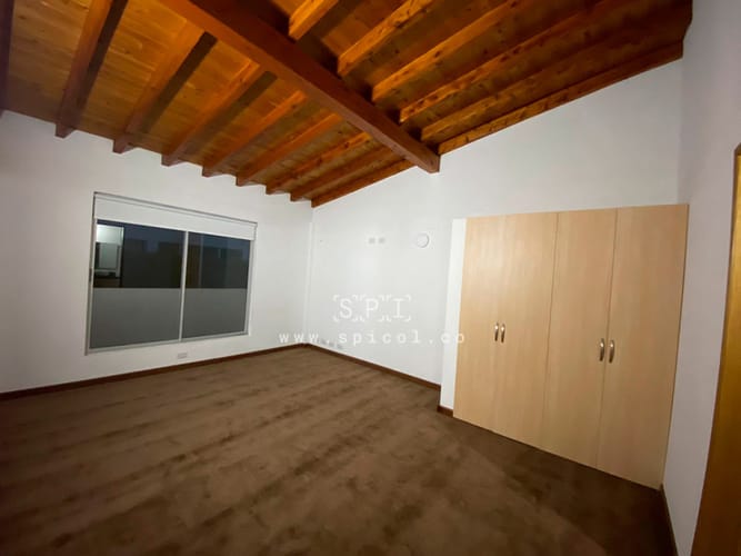 Casa de 4 alcobas en arriendo en Llano Grande, Rionegro, 350 m² · foto 11 de 23
