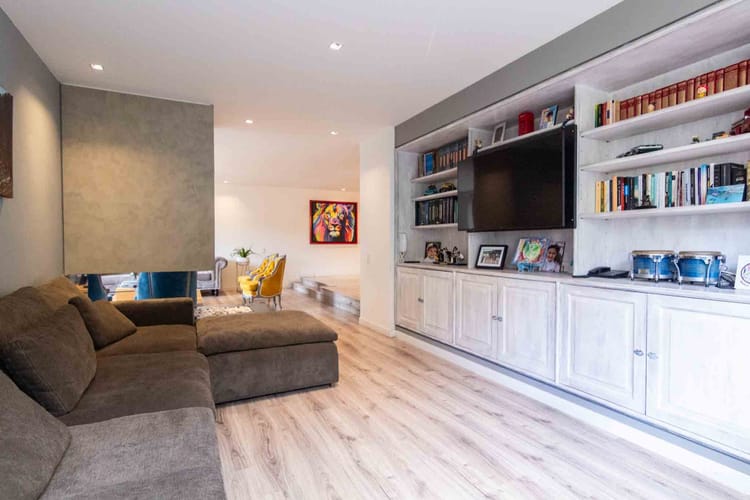 Apartamento de 3 alcobas en venta en Bosque Medina, Bogotá, 256 m² · foto 3 de 24