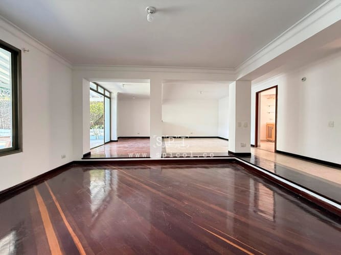 Casa de 4 alcobas en venta en Las Palmas, Medellín, 380 m² · foto 10 de 24