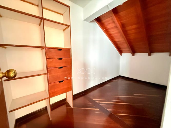 Casa de 4 alcobas en venta en Las Palmas, Medellín, 380 m² · foto 20 de 24