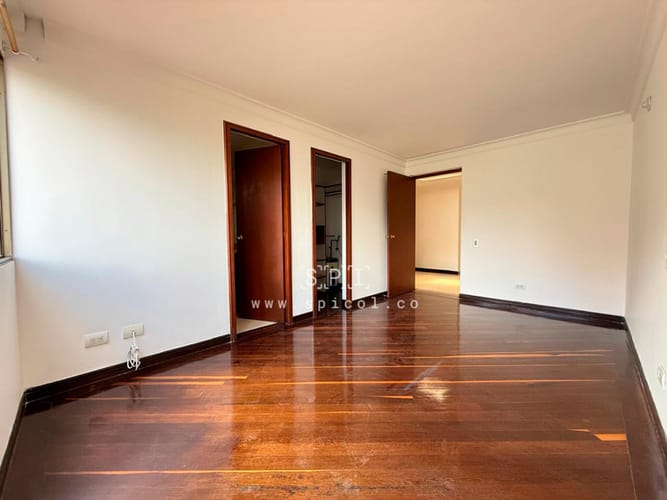 Casa de 4 alcobas en venta en Las Palmas, Medellín, 380 m² · foto 23 de 24