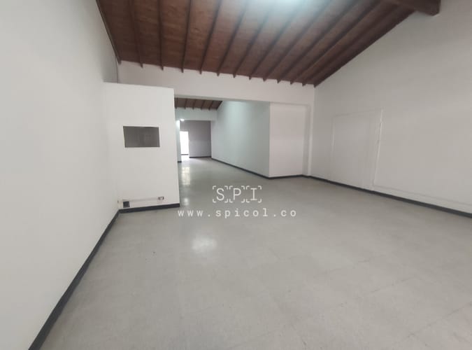 Bodega en arriendo en La América, Medellín, 150 m² · foto 4 de 11
