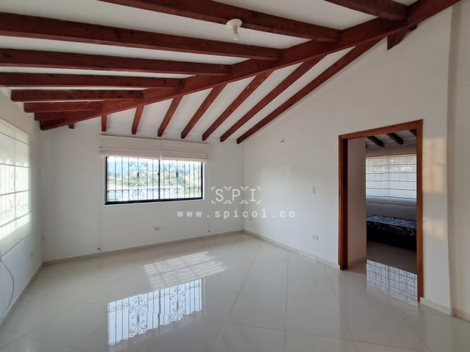 Casa de 5 alcobas en venta en La Mosquita, Rionegro, 380 m² · foto 16 de 23