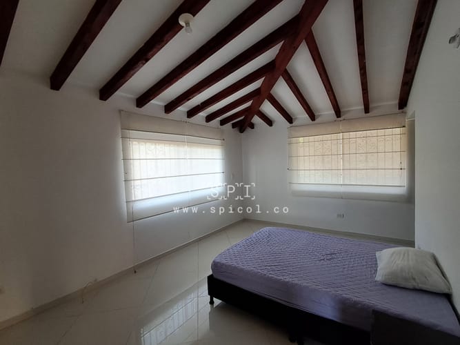 Casa de 5 alcobas en venta en La Mosquita, Rionegro, 380 m² · foto 18 de 23