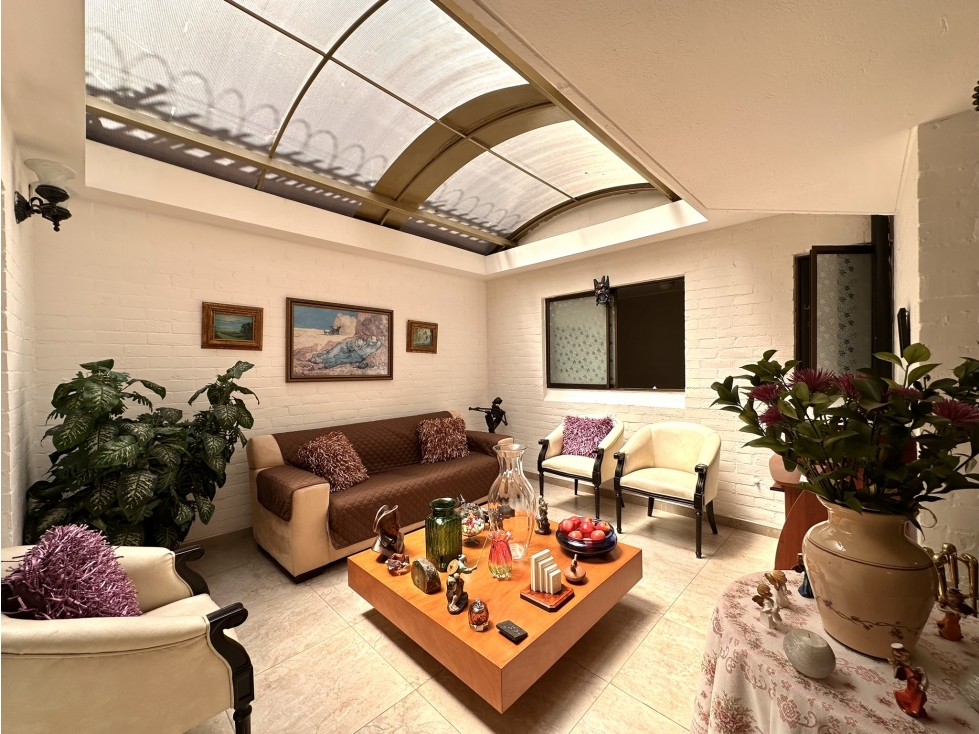 Apartamento en venta en Chicó Navarra, Bogotá · foto 9 de 24