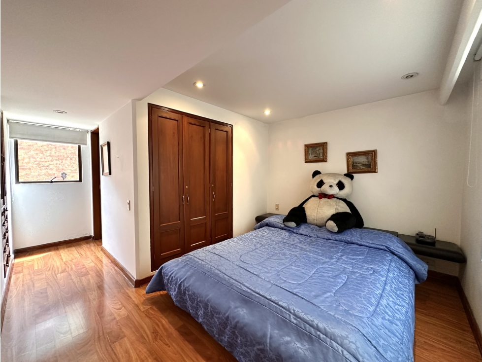 Apartamento en venta en Chicó Navarra, Bogotá · foto 16 de 24