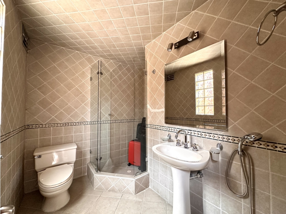 Apartamento en venta en Chicó Navarra, Bogotá · foto 18 de 24