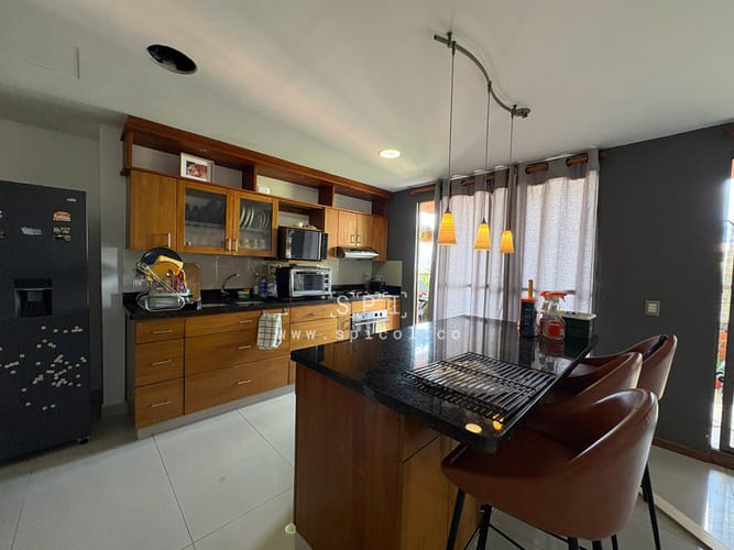 Apartamento de 3 alcobas en venta en Aves Maria, Sabaneta, 264 m² · foto 3 de 17