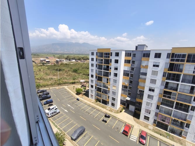 Apartamento de 2 alcobas en venta en Cr. La Arboleda, Jamundí, 60 m² · foto 8 de 20