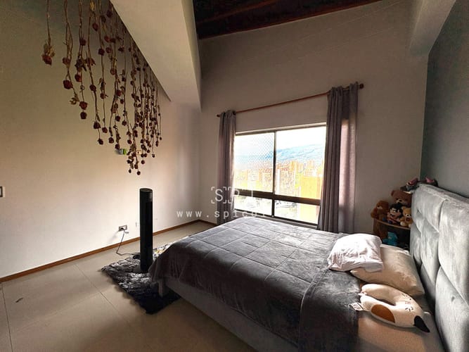 Apartamento de 3 alcobas en venta en Aves Maria, Sabaneta, 264 m² · foto 8 de 17