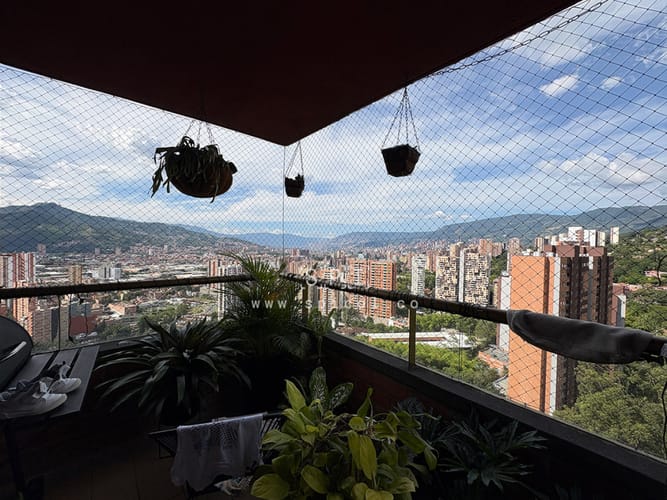 Apartamento de 3 alcobas en venta en Aves Maria, Sabaneta, 264 m² · foto 13 de 17