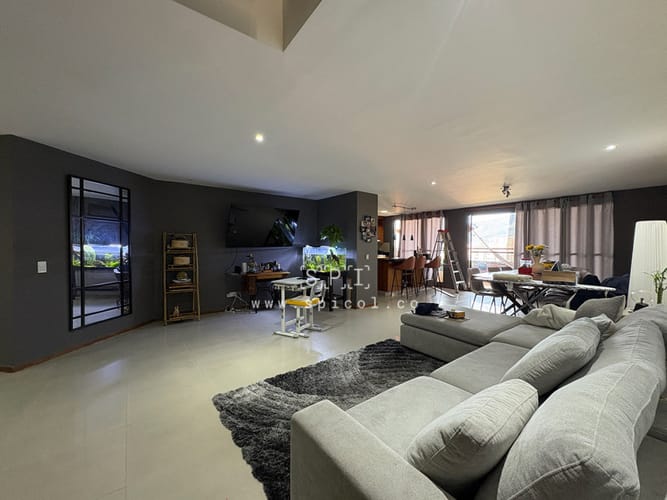 Apartamento de 3 alcobas en venta en Aves Maria, Sabaneta, 264 m² · foto 16 de 17