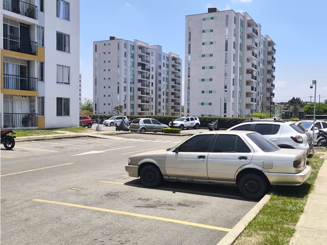 Apartamento de 2 alcobas en venta en Cr. La Arboleda, Jamundí, 60 m² · foto 16 de 20