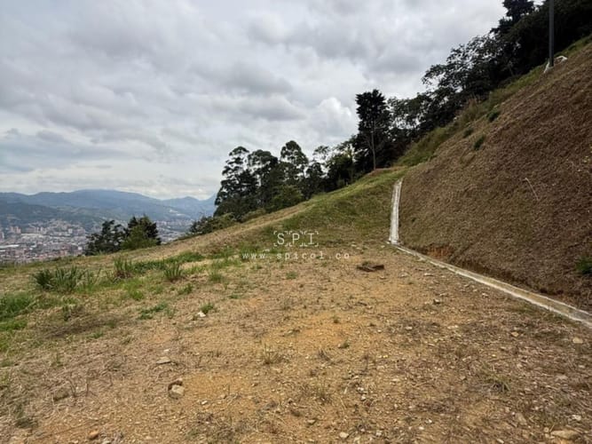Lote en venta en Loma Del Escobero, Envigado, 1500 m² · foto 5 de 14