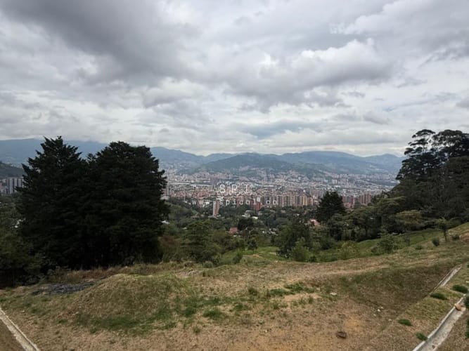 Lote en venta en Loma Del Escobero, Envigado, 1500 m² · foto 8 de 14