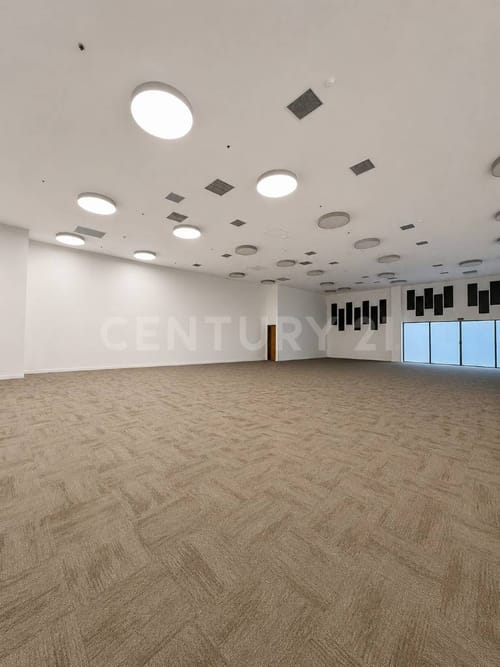 Oficina en arriendo en Barzal Bajo Sur, Villavicencio, 695 m² · foto 5 de 15
