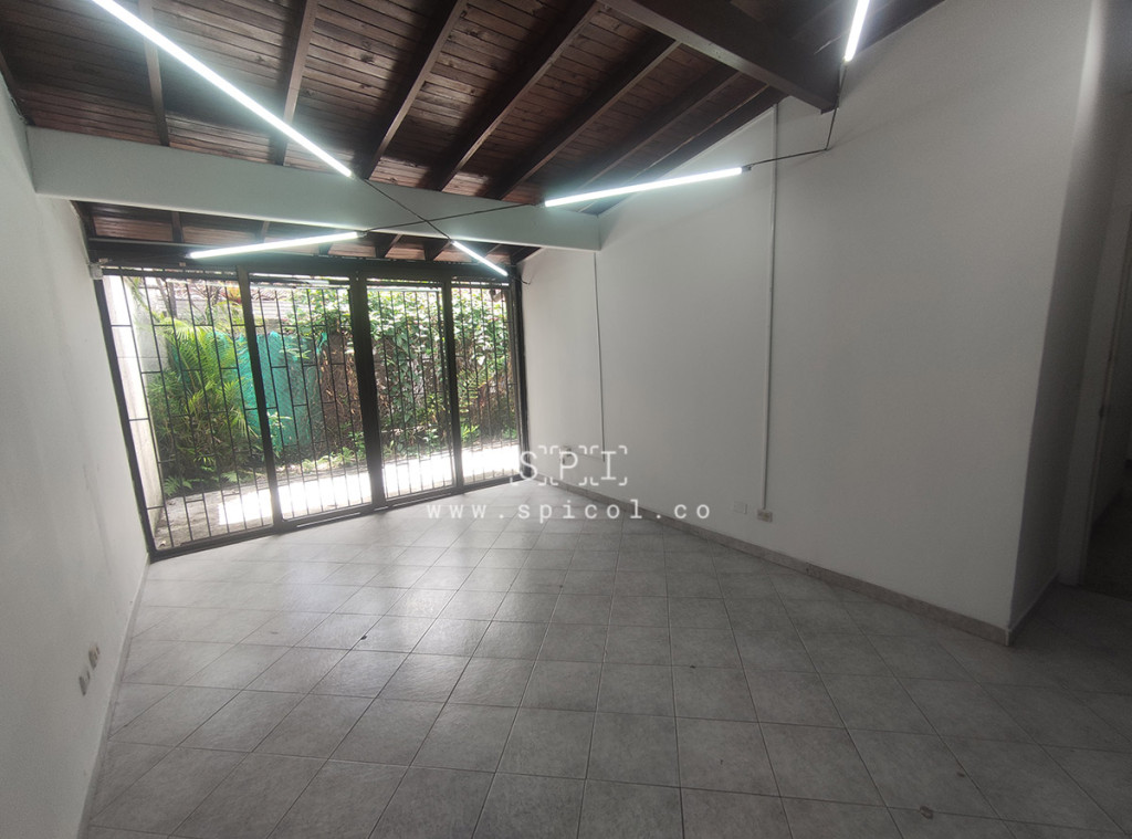 Casa en arriendo en Patio Bonito, Medellín · foto 3 de 21