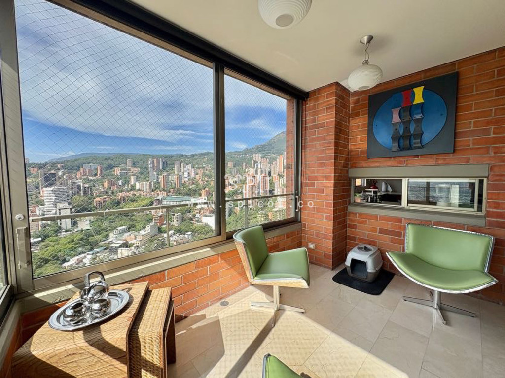 Apartamento en arriendo en El Poblado, Medellín · foto 11 de 24