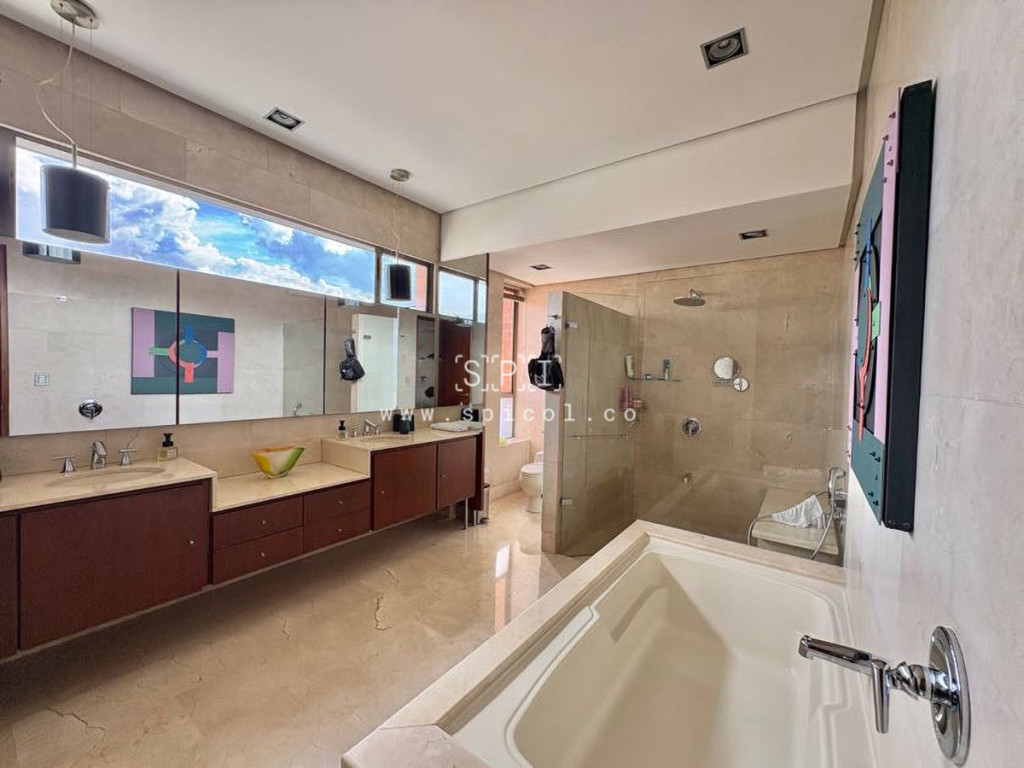 Apartamento en arriendo en El Poblado, Medellín · foto 23 de 24