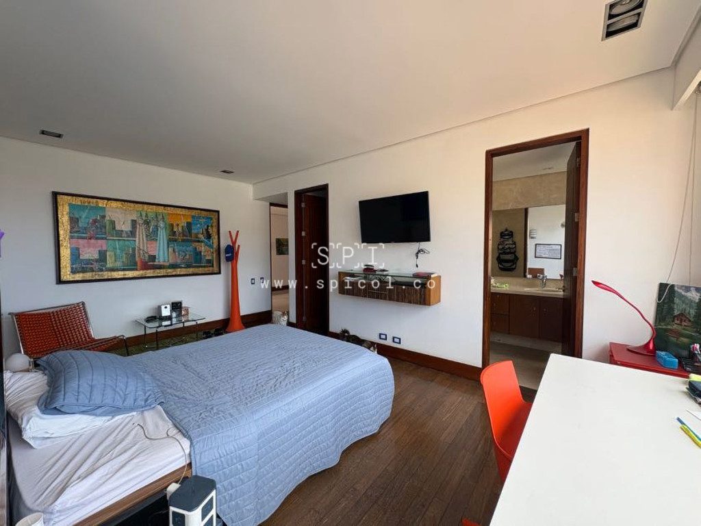 Apartamento en arriendo en El Poblado, Medellín · foto 24 de 24