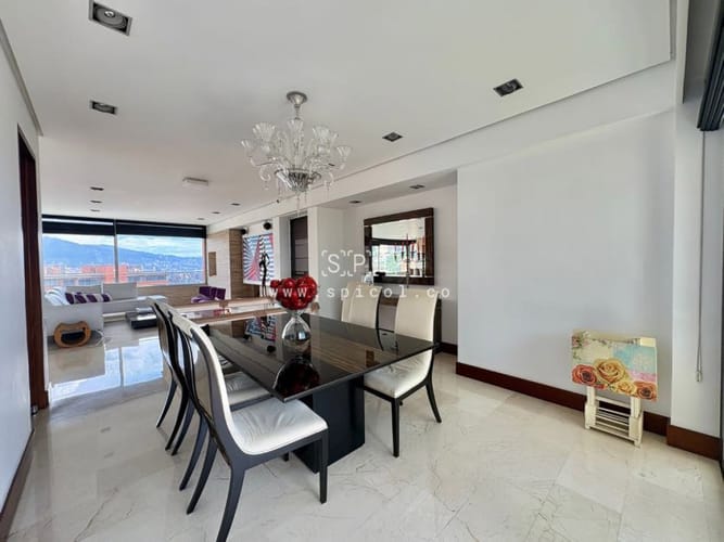 Apartamento de 3 alcobas en venta en La Florida, Medellín, 432 m² · foto 9 de 24