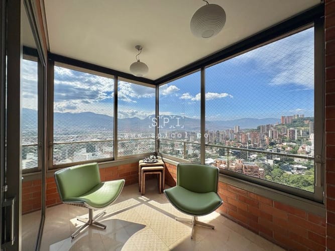 Apartamento de 3 alcobas en venta en La Florida, Medellín, 432 m² · foto 10 de 24