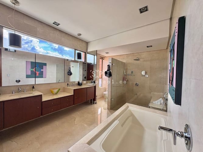Apartamento de 3 alcobas en venta en La Florida, Medellín, 432 m² · foto 23 de 24